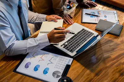 Ekspert Finansowy Grzegorz Paterak